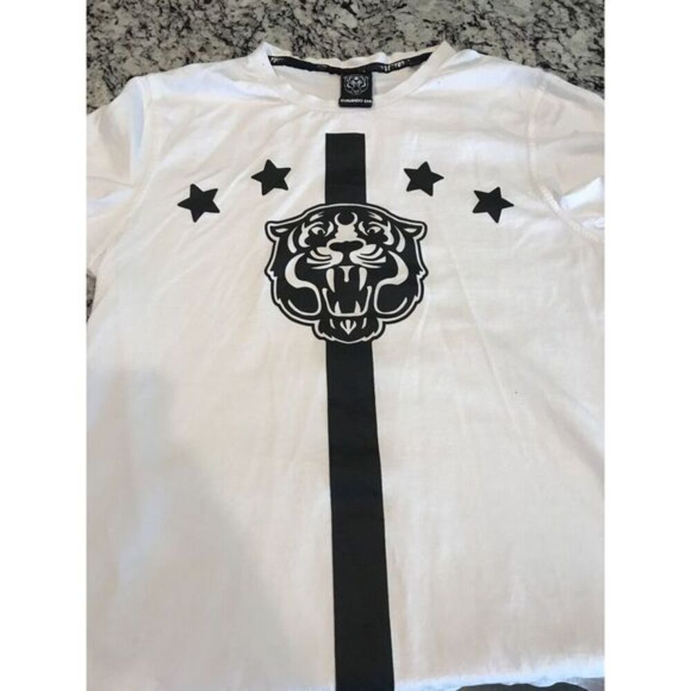 Burando Eno  T-Shirt‎ Lion Rare Large